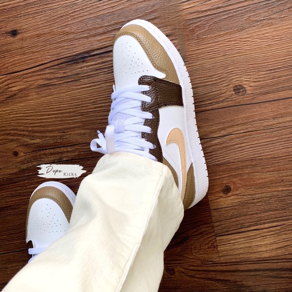 Custom Brown Air Jordan 1 Lows - Picture 1 of 1